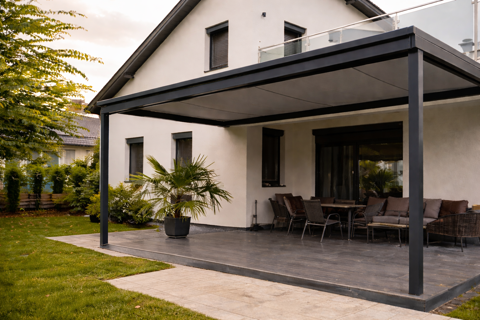 Felszerelt télikert árnyékoló referencia fotó